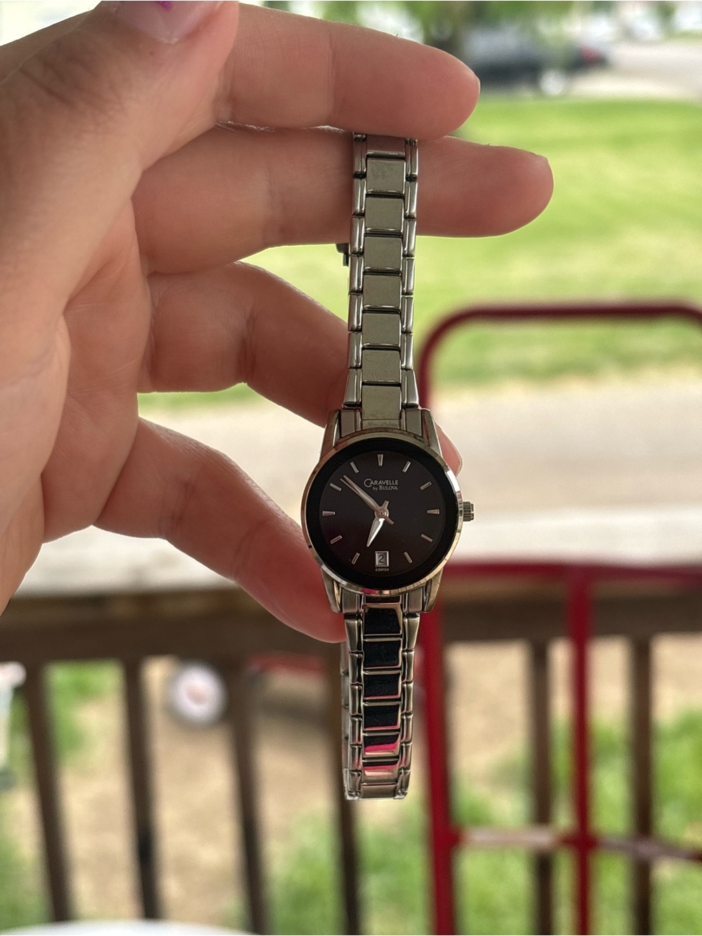 Silver tone Caravelle Bulova beautiful Stainless Steel Black Dial Watch - Picture 2 of 9